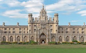 劍橋大學(xué) 劍橋大學(xué)