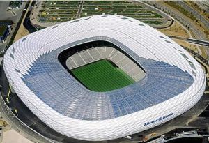 慕尼黑安聯(lián)球場 慕尼黑安聯(lián)球場