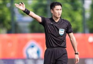 馬寧 中國職業(yè)足球裁判員 馬寧 中國職業(yè)足球裁判員