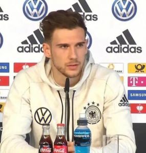 萊昂·格雷茨卡 萊昂·格雷茨卡