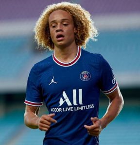 哈維·西蒙斯 哈維·西蒙斯