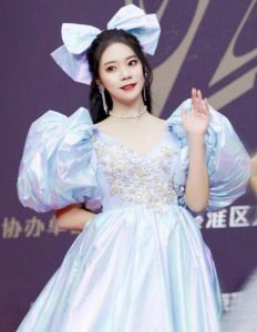 張紫寧參加活動(dòng)照 張紫寧參加活動(dòng)照