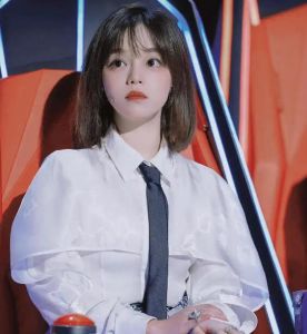 黃霄雲(yún) 黃霄雲(yún)