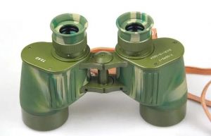 軍用望遠(yuǎn)鏡 軍用望遠(yuǎn)鏡