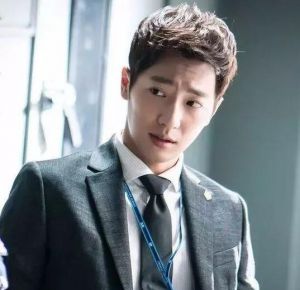 ?李相燁 ?李相燁