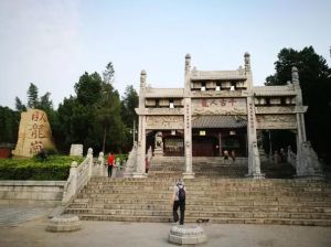 河南臥龍崗 河南臥龍崗