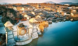 東方鹽湖城 東方鹽湖城