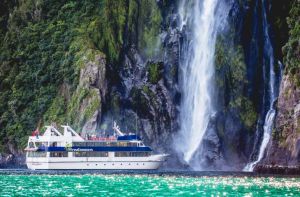 米爾福德峽灣 米爾福德峽灣