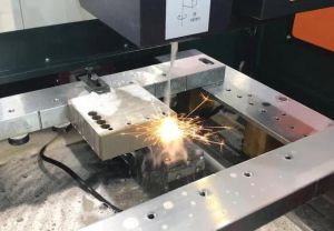 電火花線切割加工