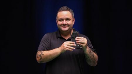 斯蒂芬·馬奎爾 斯蒂芬·馬奎爾